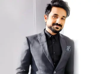 Vir Das Age, Height, Wife, Girlfriend, Family, Net Worth, Biography & More